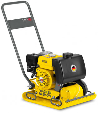 Виброплита Wacker Neuson MP-15 в прокат в Ижевске. У нас лучшая цена за сутки! Возможность взять в аренду с выгодной скидкой до 40% при экспресс доставке 24/7. И помните, ночью стоимость еще дешевле на 30%! #арендапрокат #виброплита #выгодно